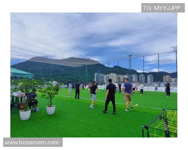 独家分析：深圳飞盘队的配合对比